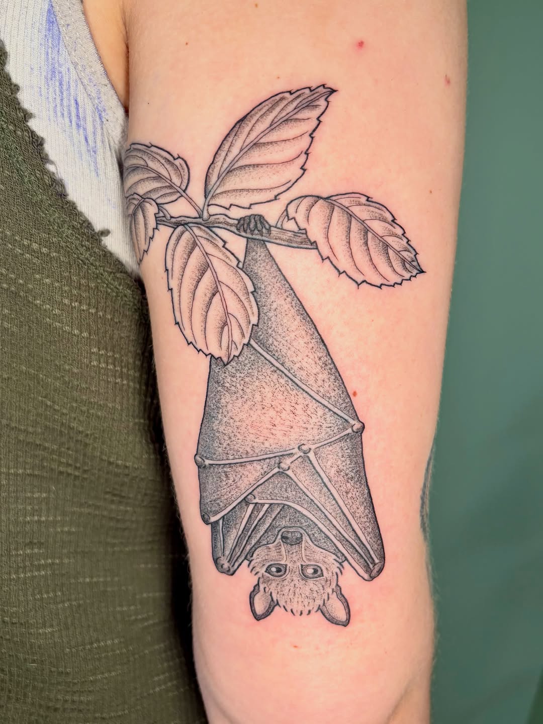 Tattoo by @drawingplantsandthings — black_and_grey