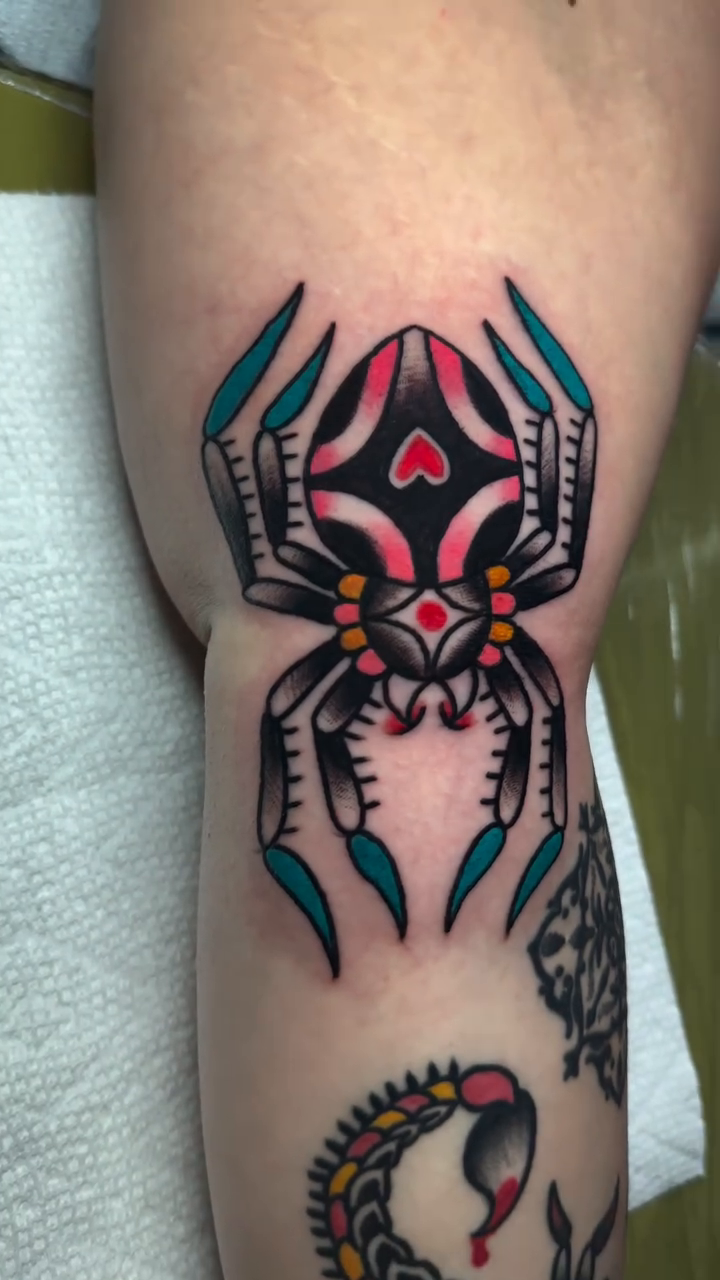 Tattoo by @ooeygooeybishop โ american_traditional