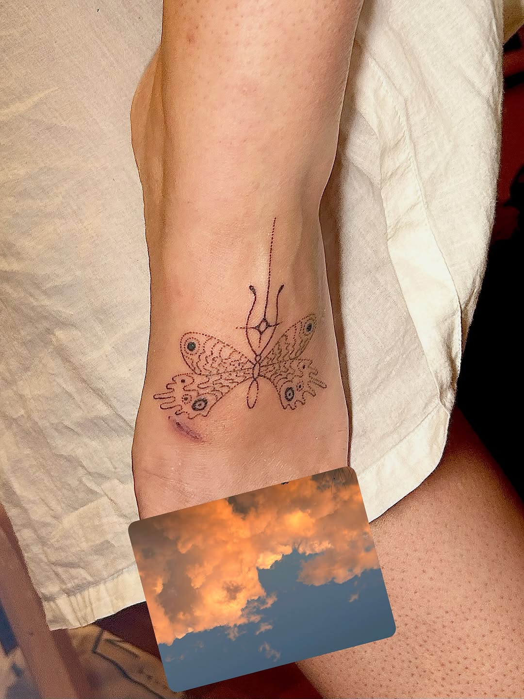 Tattoo by @nicoletty_ — fine_line