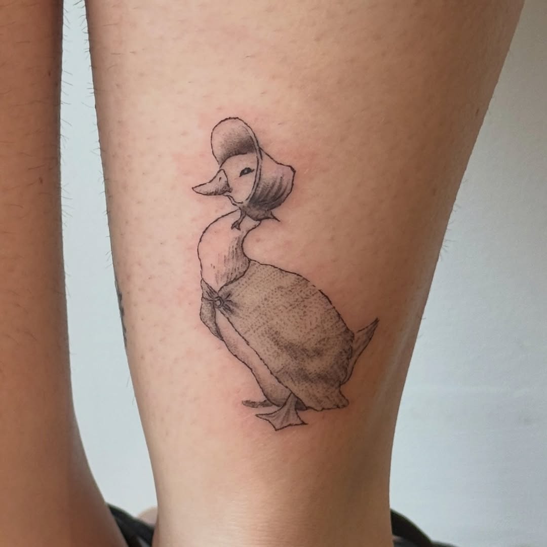 Tattoo by @kirstendeanna — black_and_grey