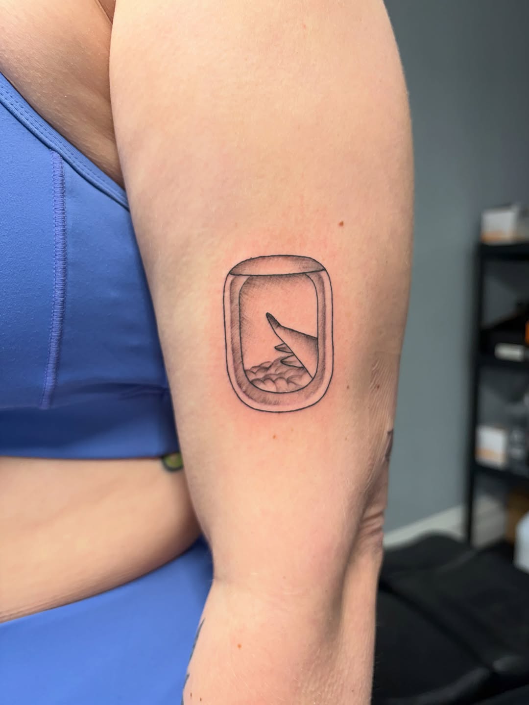 Tattoo by @andreakramerart โ illustrative, fine_line