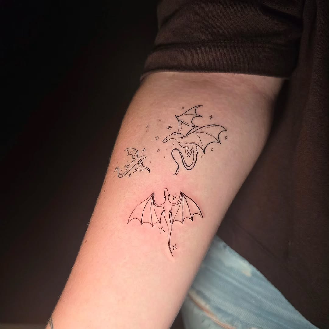 Tattoo by @scarletdaggerink β fine_line