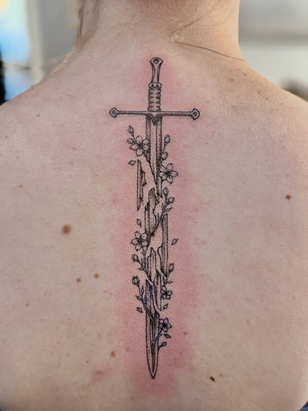 Tattoo by @artbyzotsenko โ fine_line