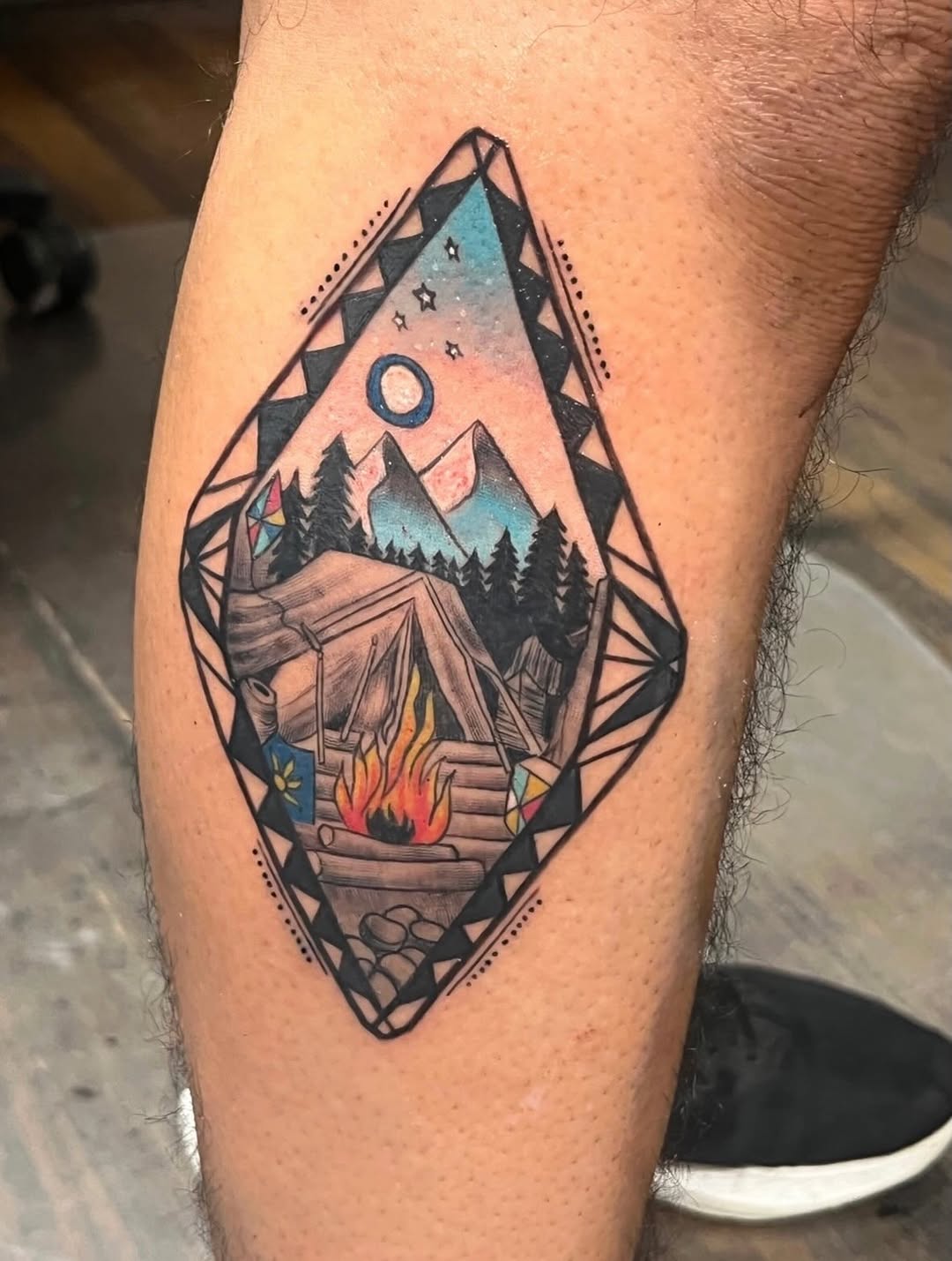 Tattoo by @lil_barbs — geometric