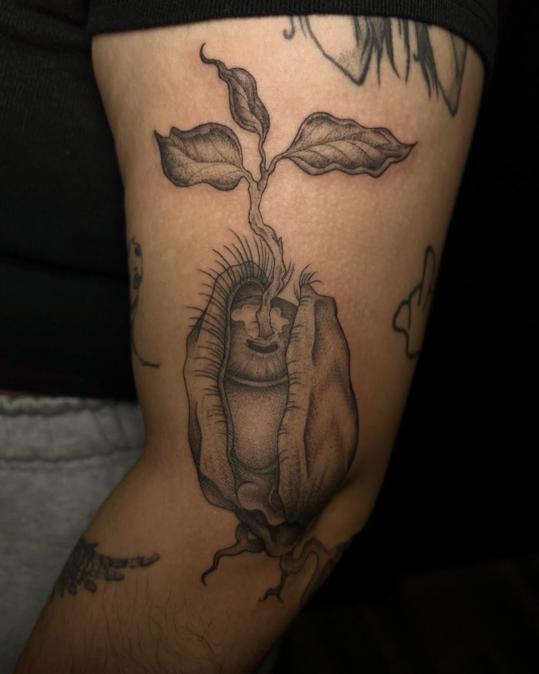 Tattoo by @iraymi.tattoos โ black_and_grey