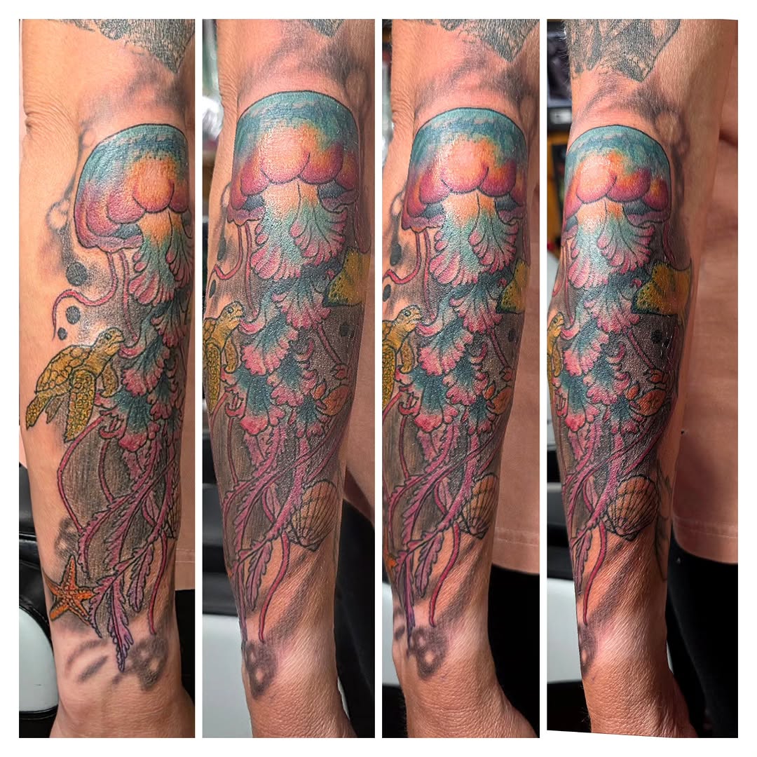 Tattoo by @whoisrusty β black_and_grey