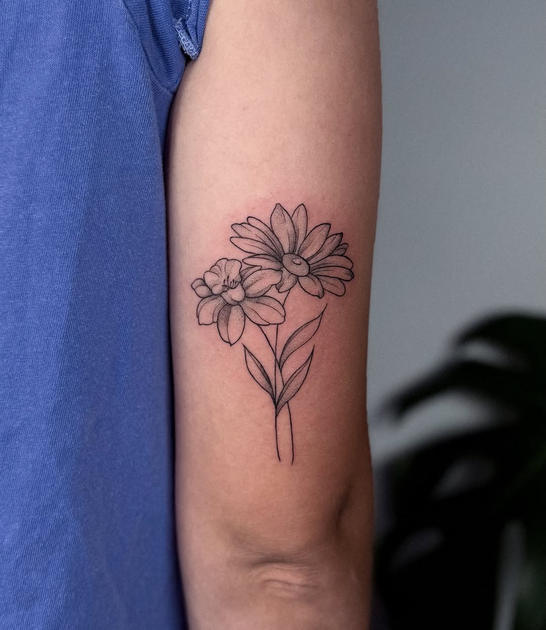 Tattoo by @jessbloomtattoo — fine_line