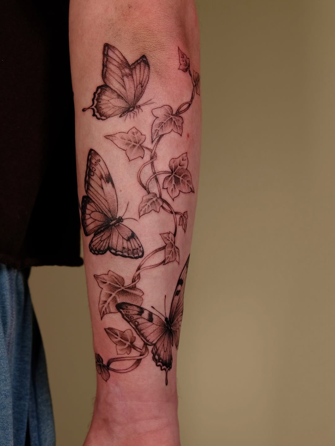 Tattoo by @slowhandstattoo — black_and_grey