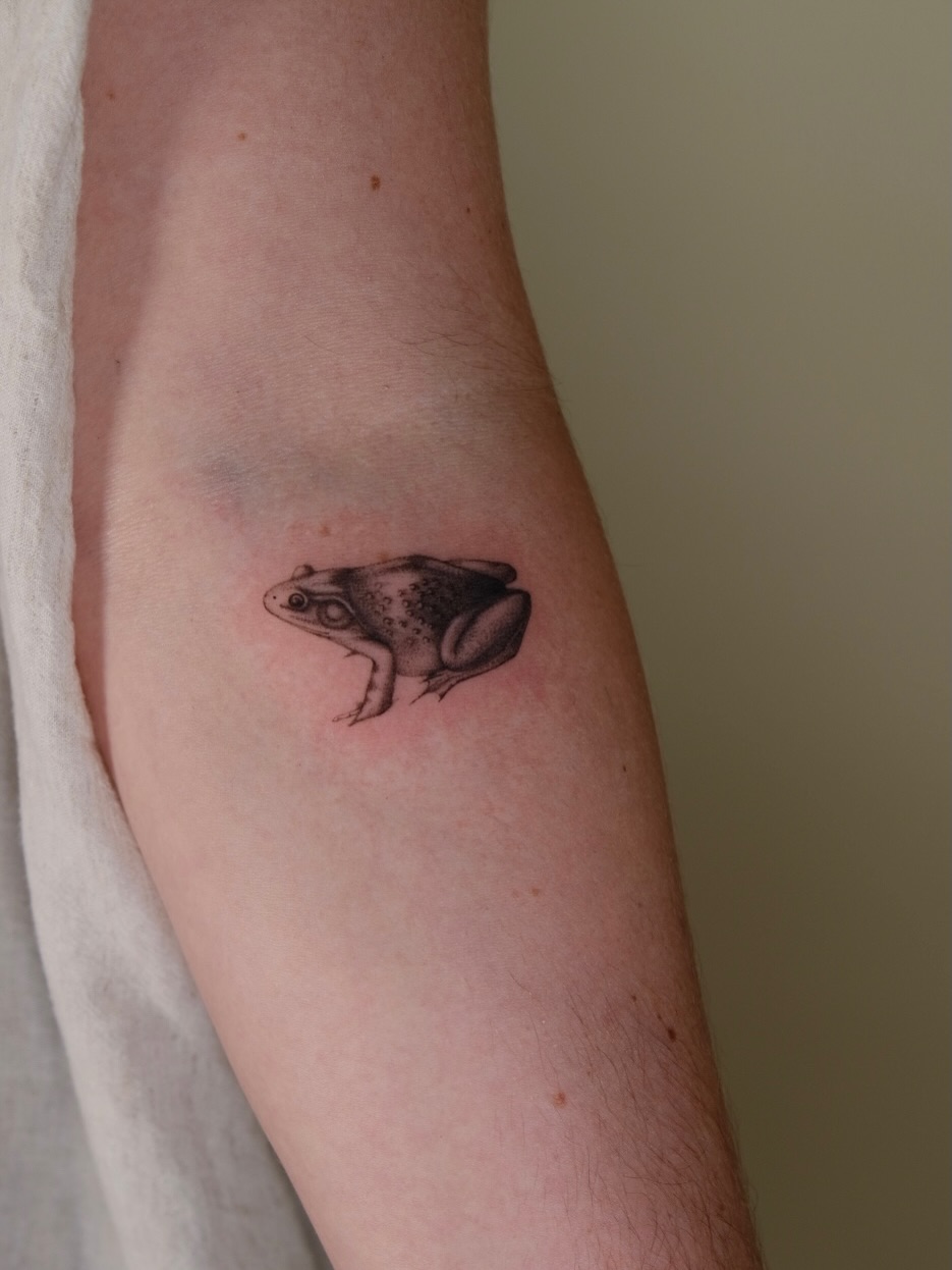 Tattoo by @slowhandstattoo — black_and_grey