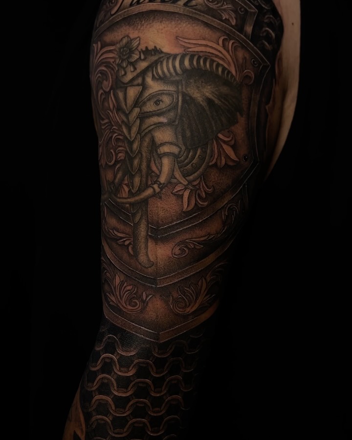 Tattoo by @iraymi.tattoos โ realism, black_and_grey