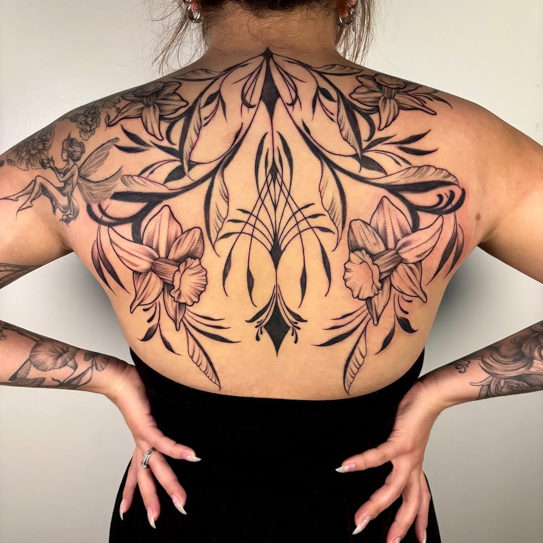 Tattoo by @thora_lorelei — black_and_grey, ornamental
