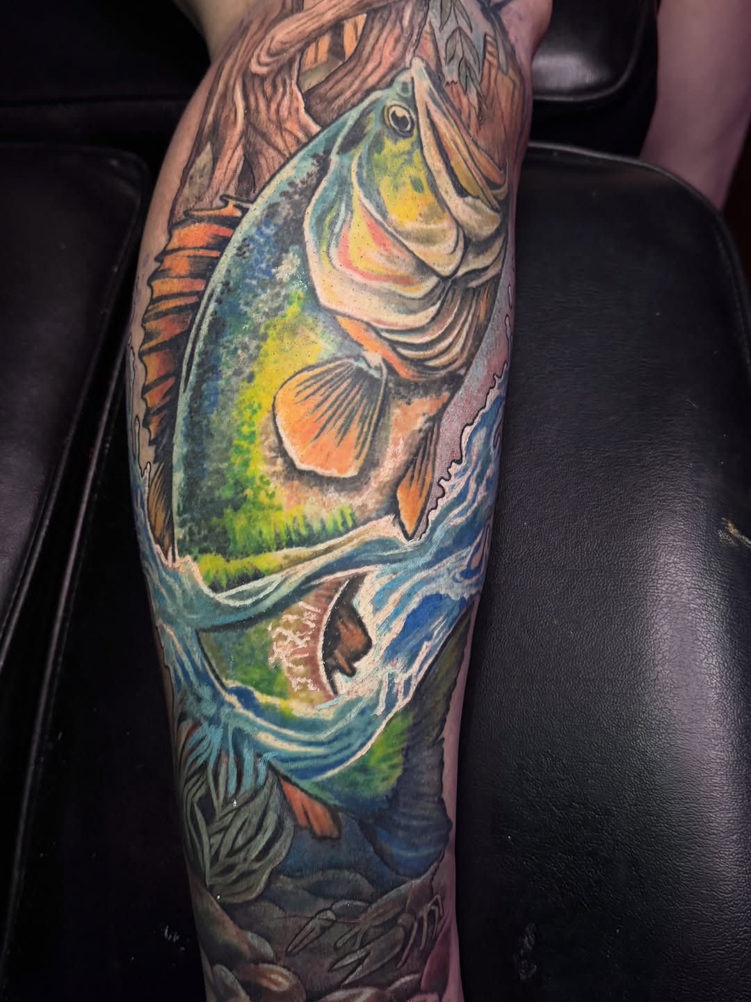 Tattoo by @stiffrakoonink โ realism