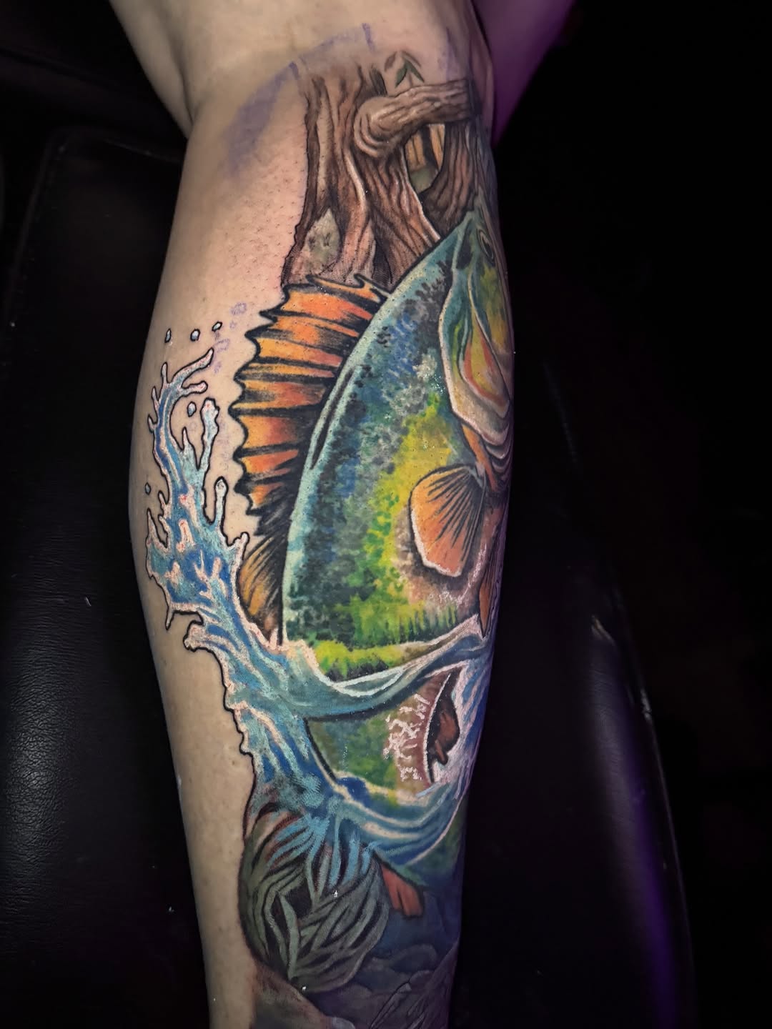Tattoo by @stiffrakoonink โ realism