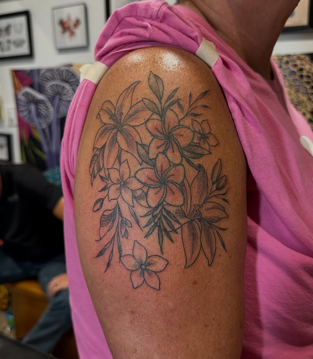 Tattoo by @jewelstattoos_ — fine_line, black_and_grey