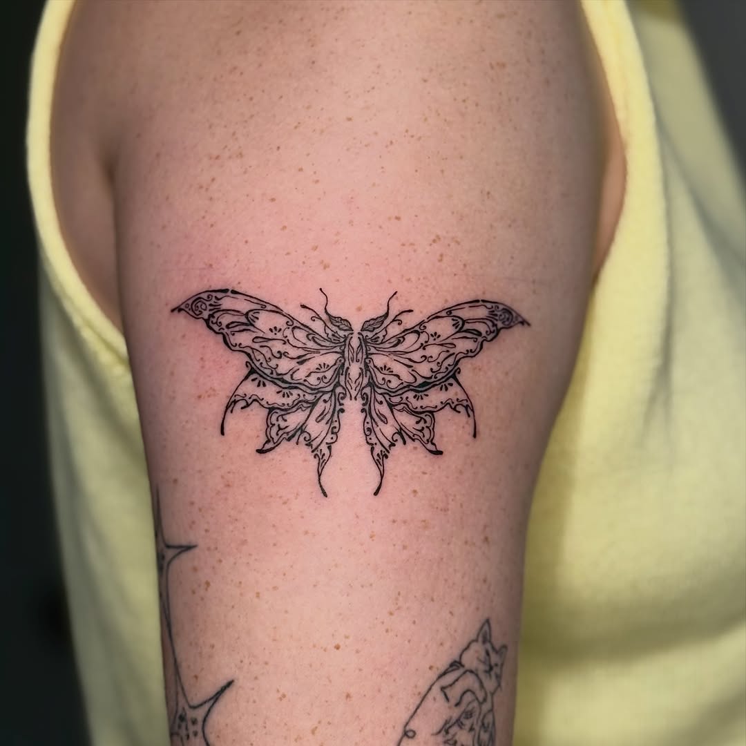 Tattoo by @hansi.ink — fine_line, ornamental