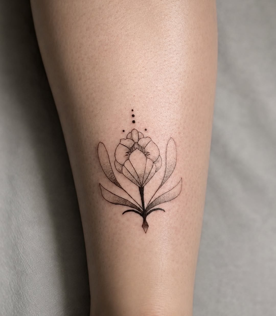 Tattoo by @eli.inkx — fine_line, illustrative