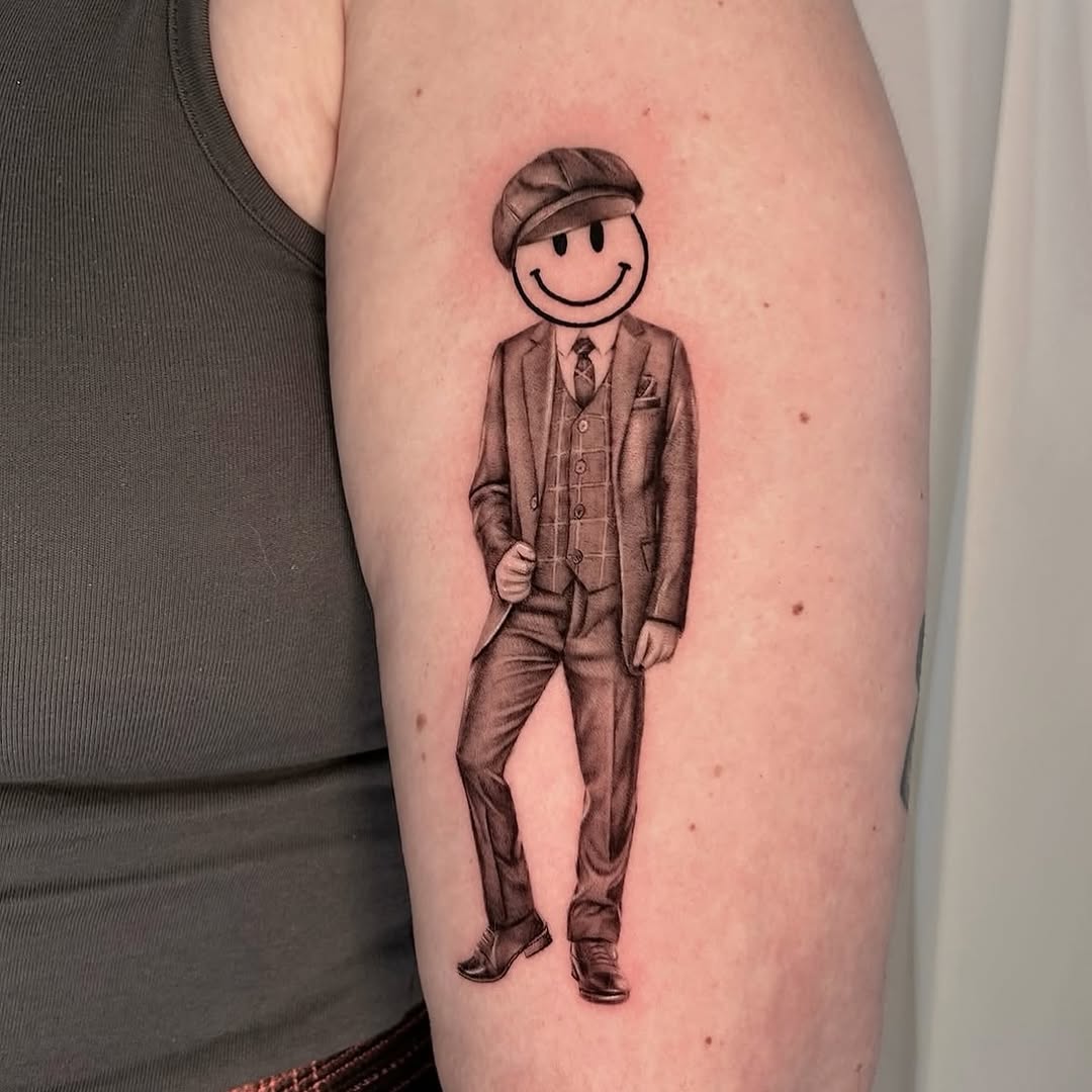 Tattoo by @long.tea_tattooer — black_and_grey