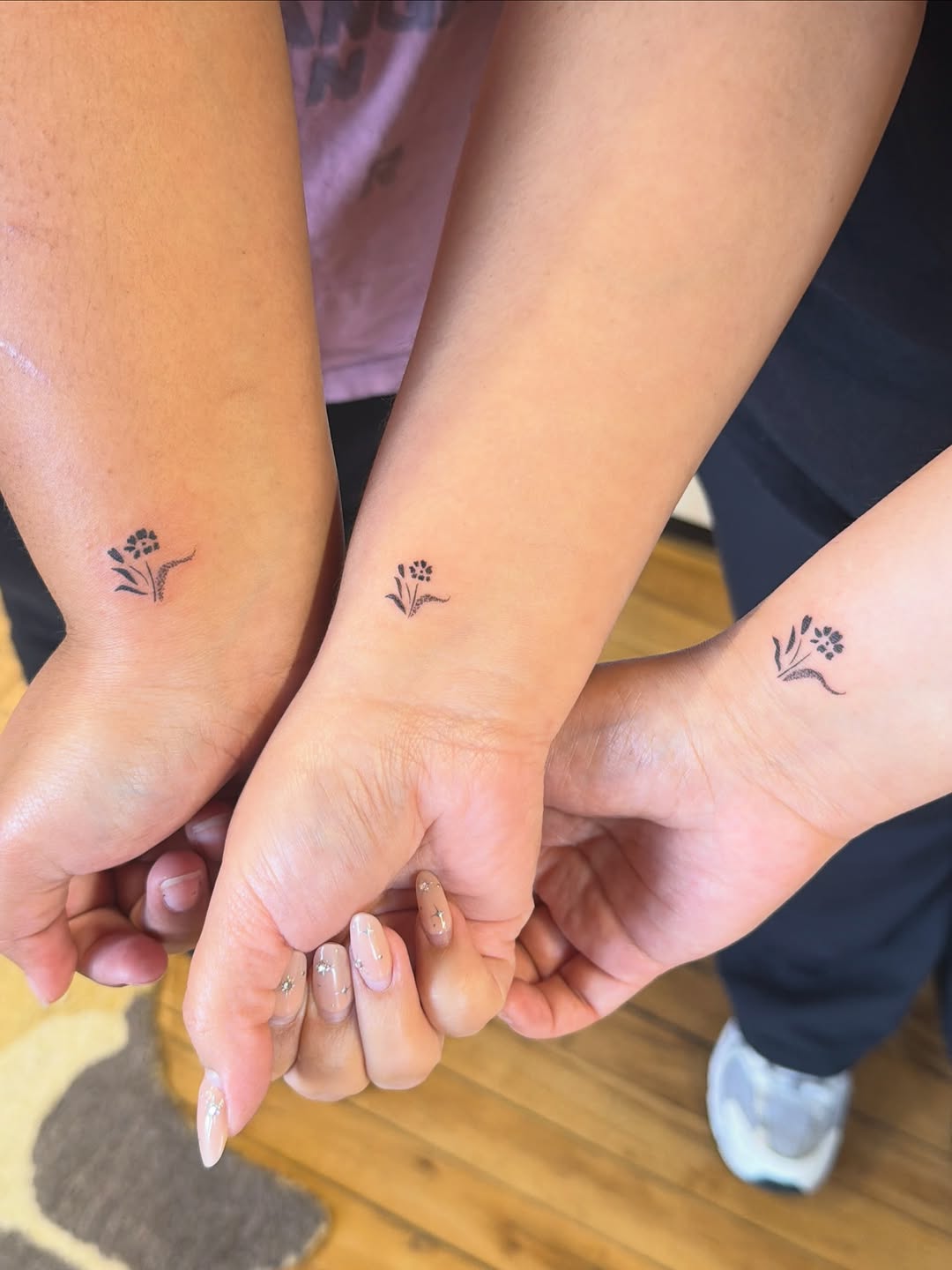 Tattoo by @stabalisim — fine_line, minimalist