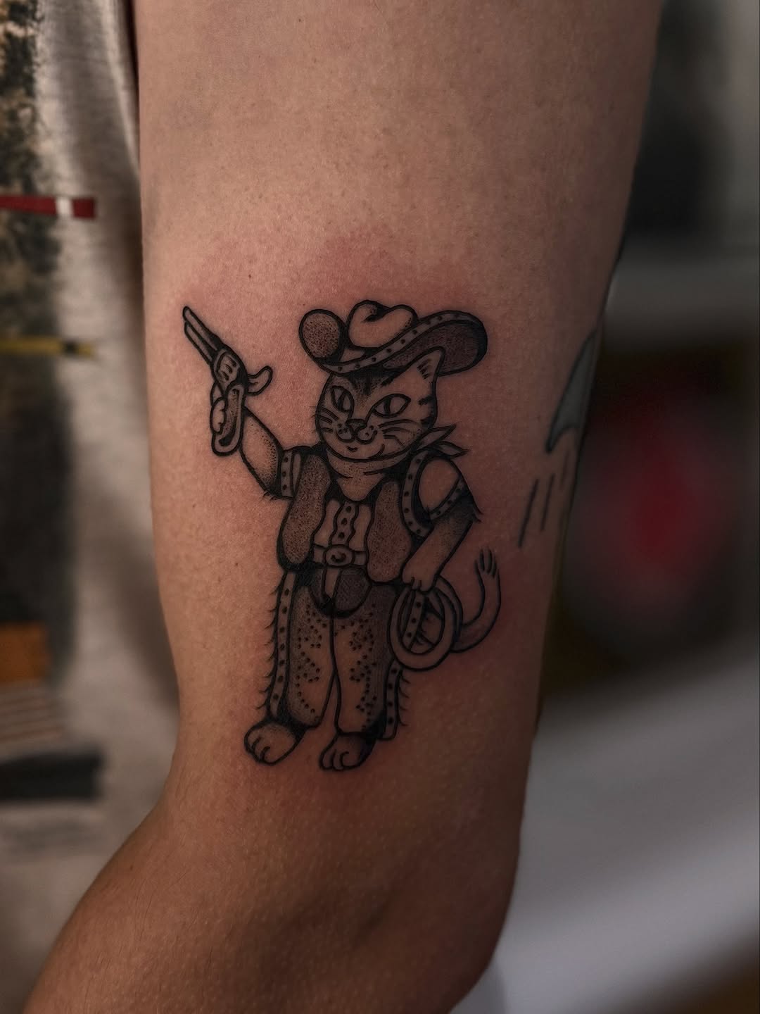 Tattoo by @hotdonnatattoos — american_traditional