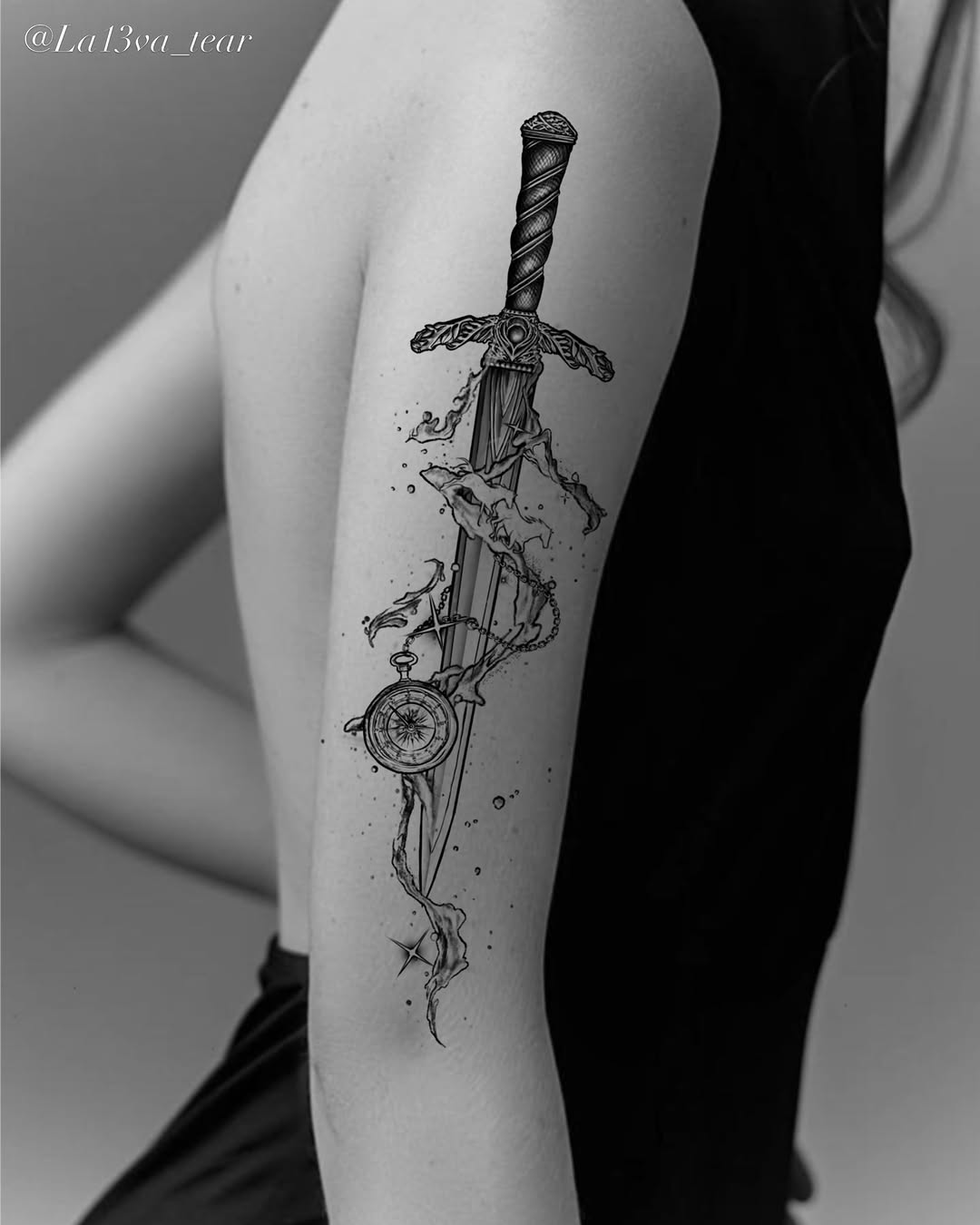 Tattoo by @la13va_tear โ illustrative, black_and_grey