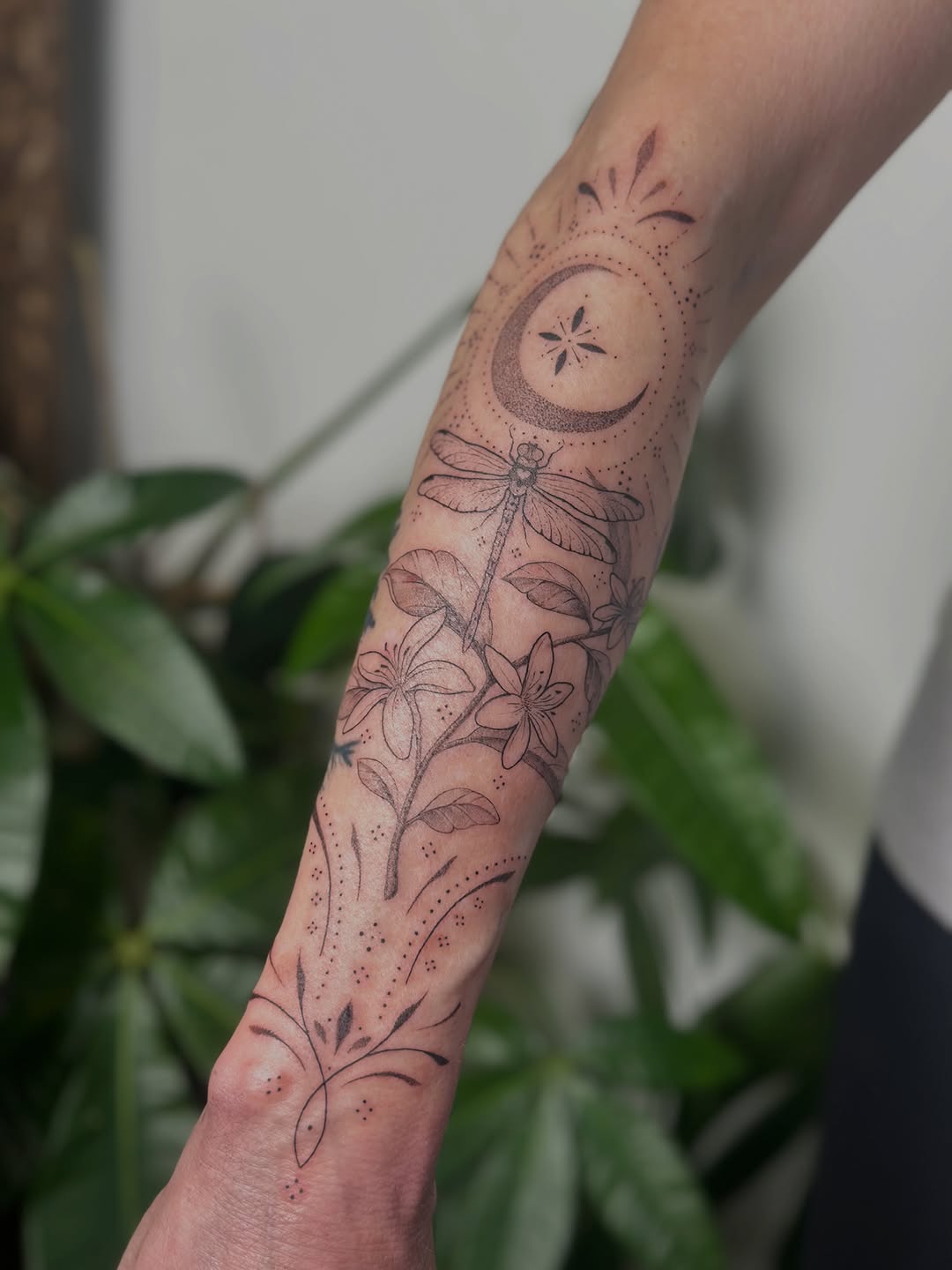 Tattoo by @santiagogdon β fine_line