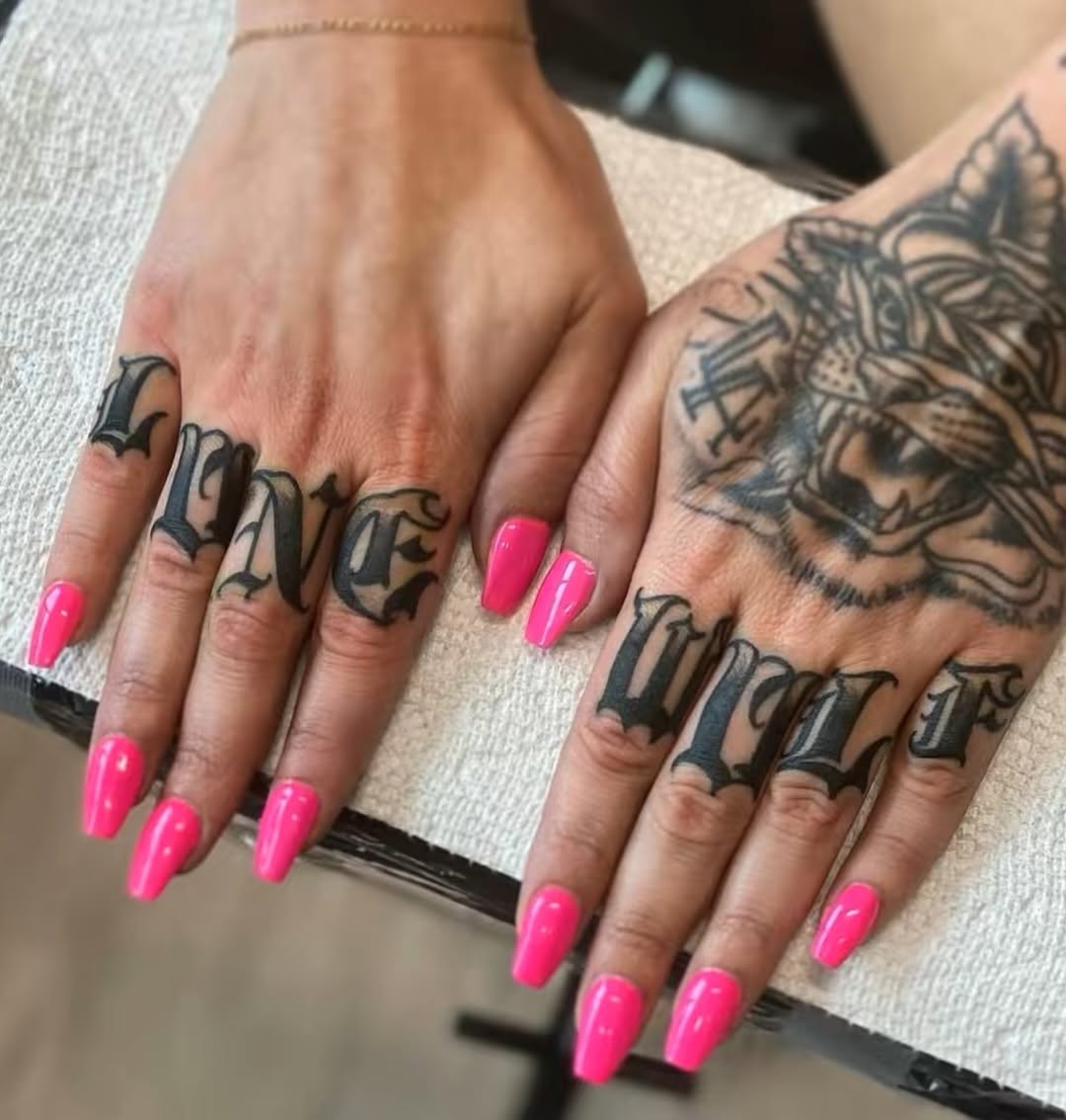 Tattoo by @lexmiranda — black_and_grey, lettering_script