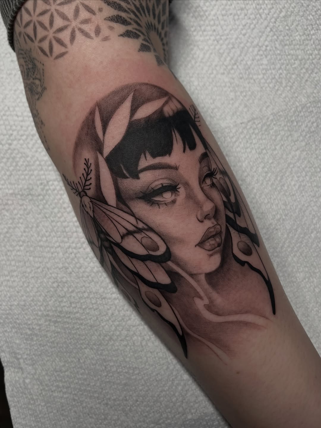 Tattoo by @tys.tattoos12 โ black_and_grey