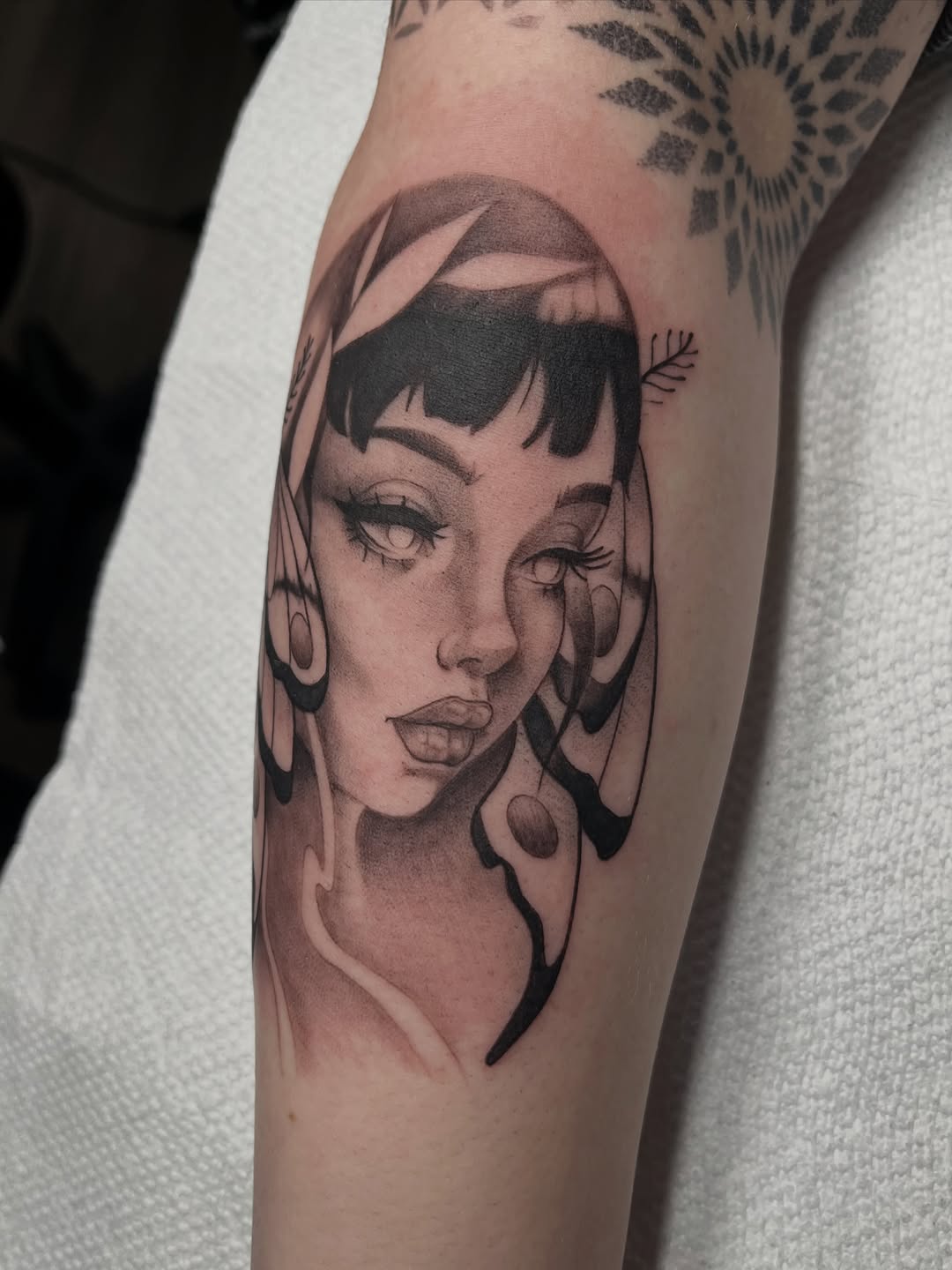 Tattoo by @tys.tattoos12 โ black_and_grey