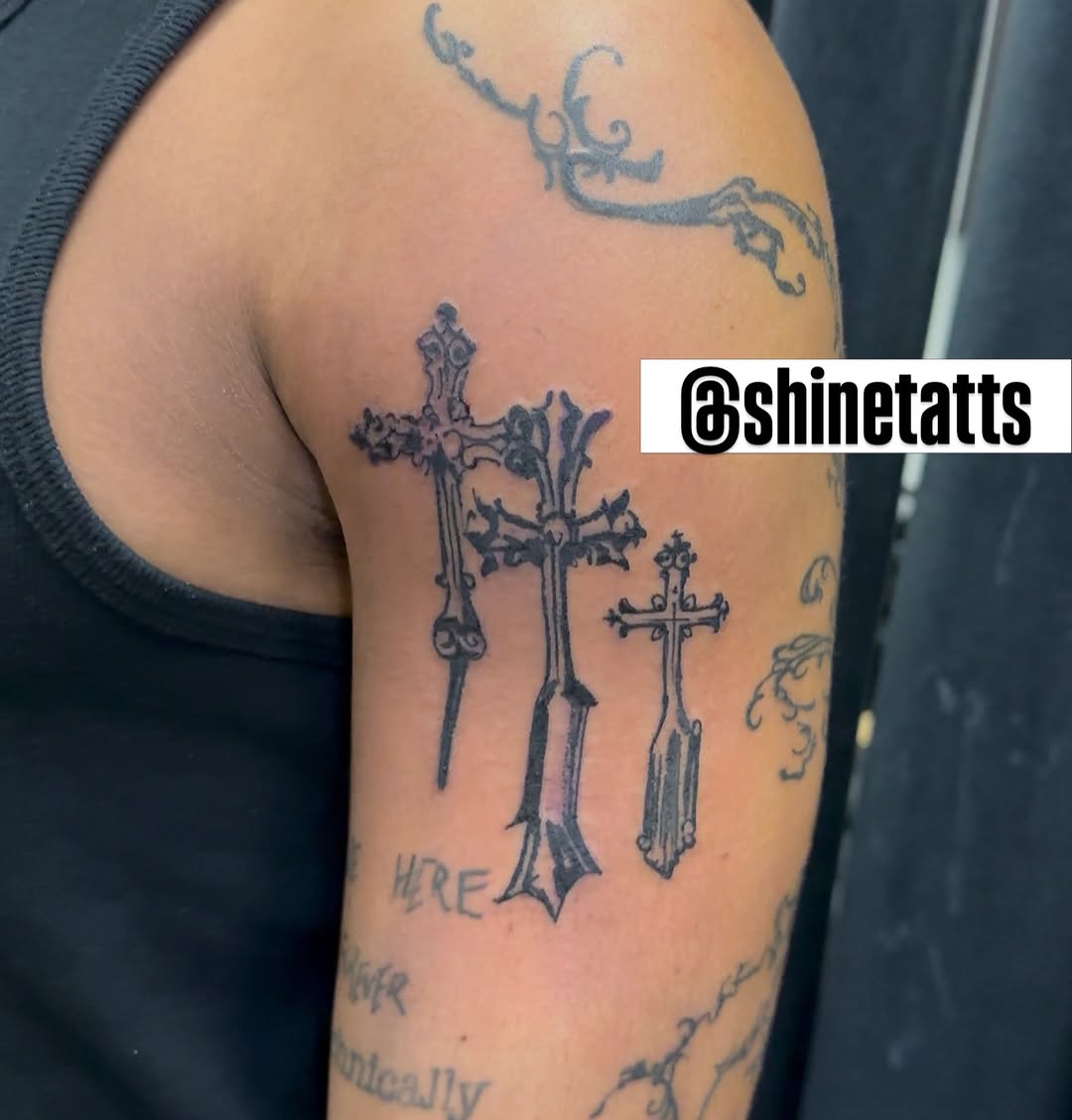 Tattoo by @shinetatts — black_and_grey