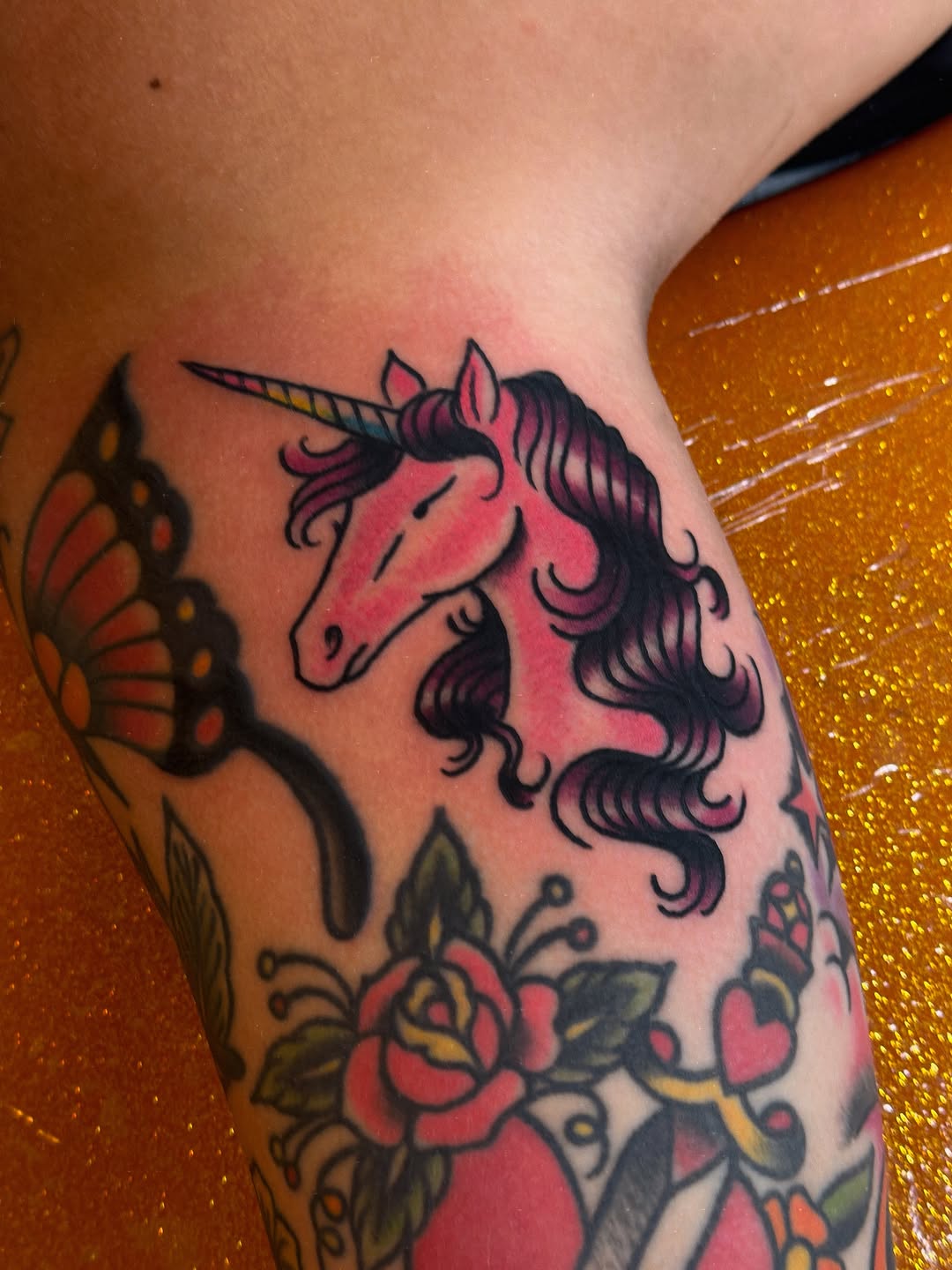 Tattoo by @lindseebeetattoo โ american_traditional, neo_traditional