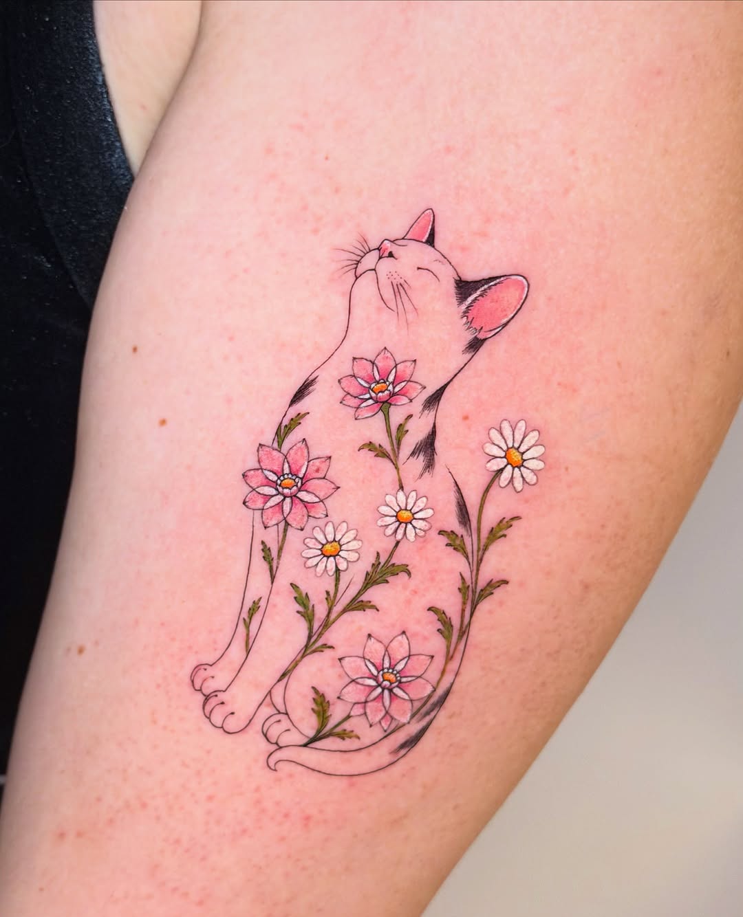 Tattoo by @tattoos.ap — fine_line, illustrative