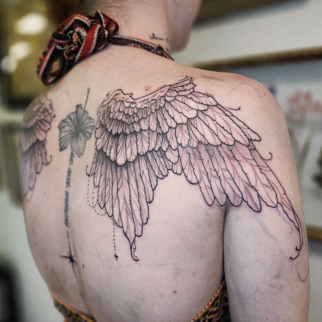 Tattoo by @emmi.alicee — illustrative, fine_line