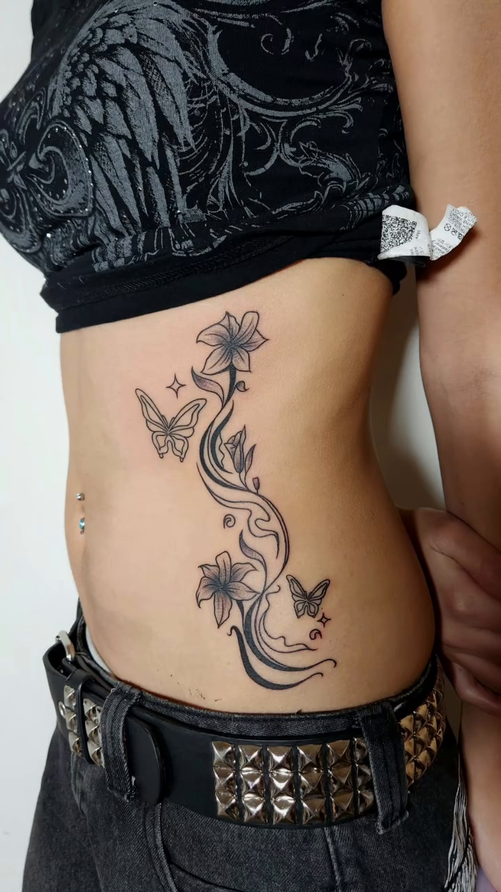 Tattoo by @youxg_guxxz — fine_line