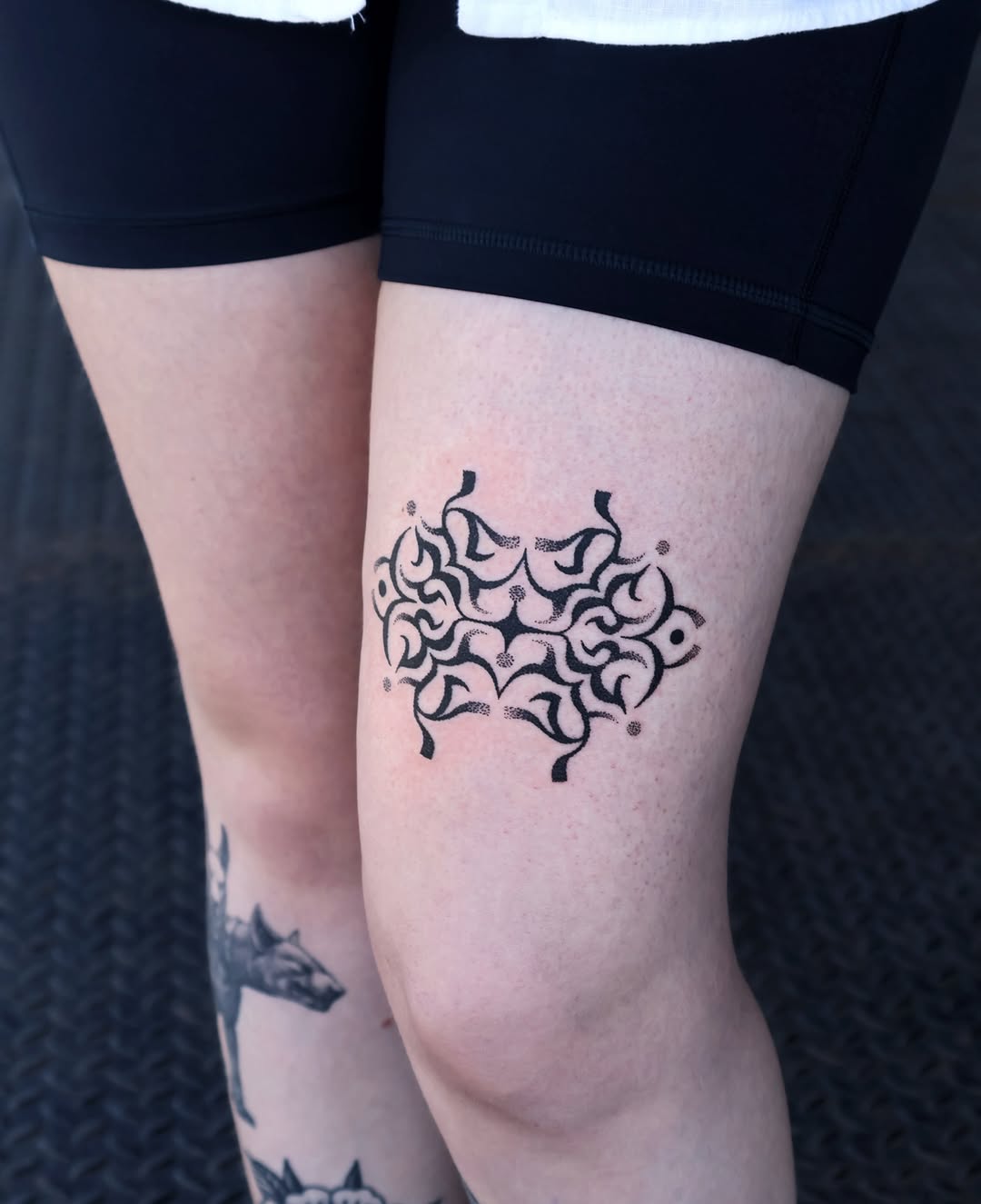 Tattoo by @ladybao.tattoo โ geometric, dotwork