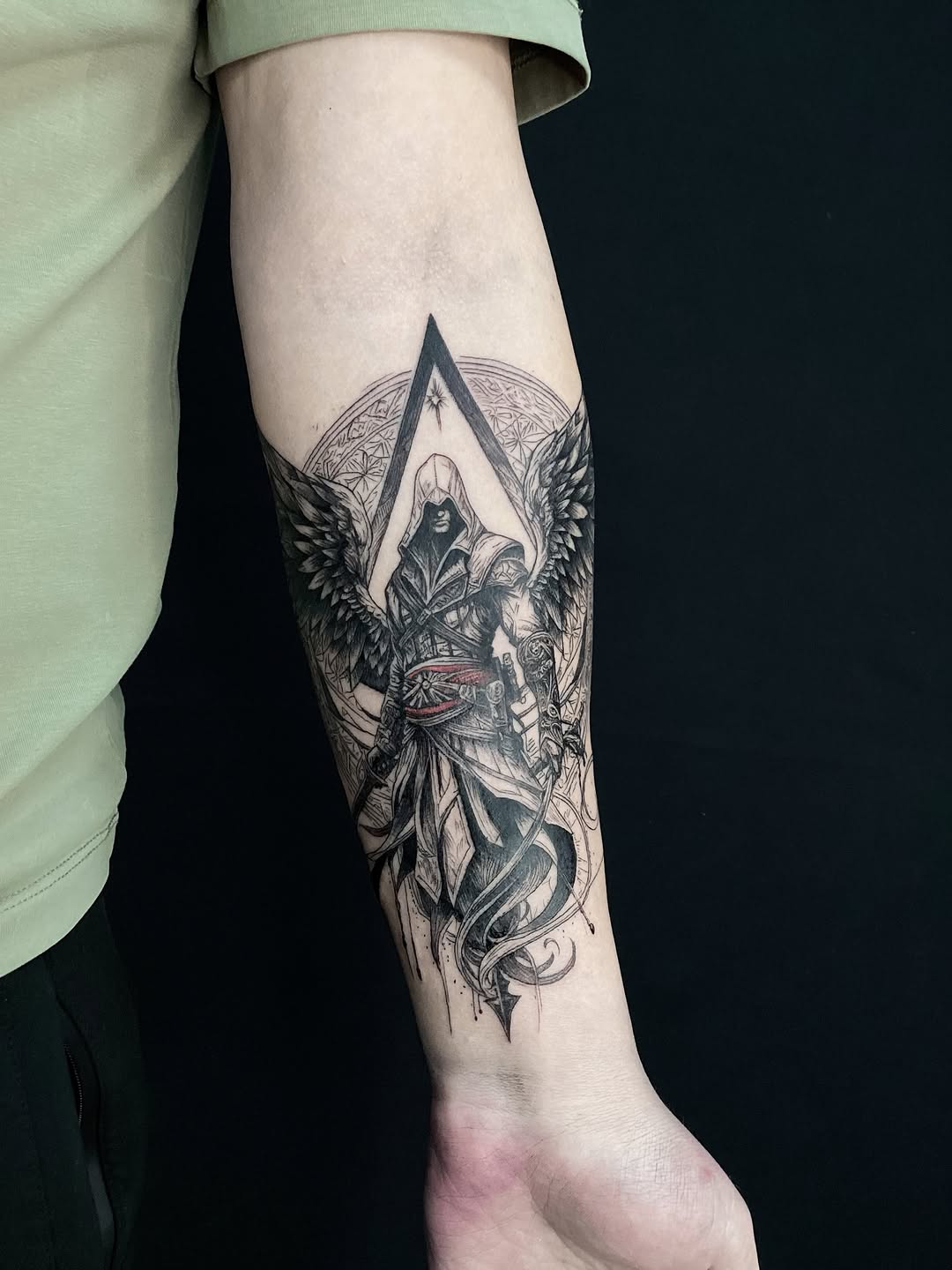 Tattoo by @alekseymolyarenko — black_and_grey