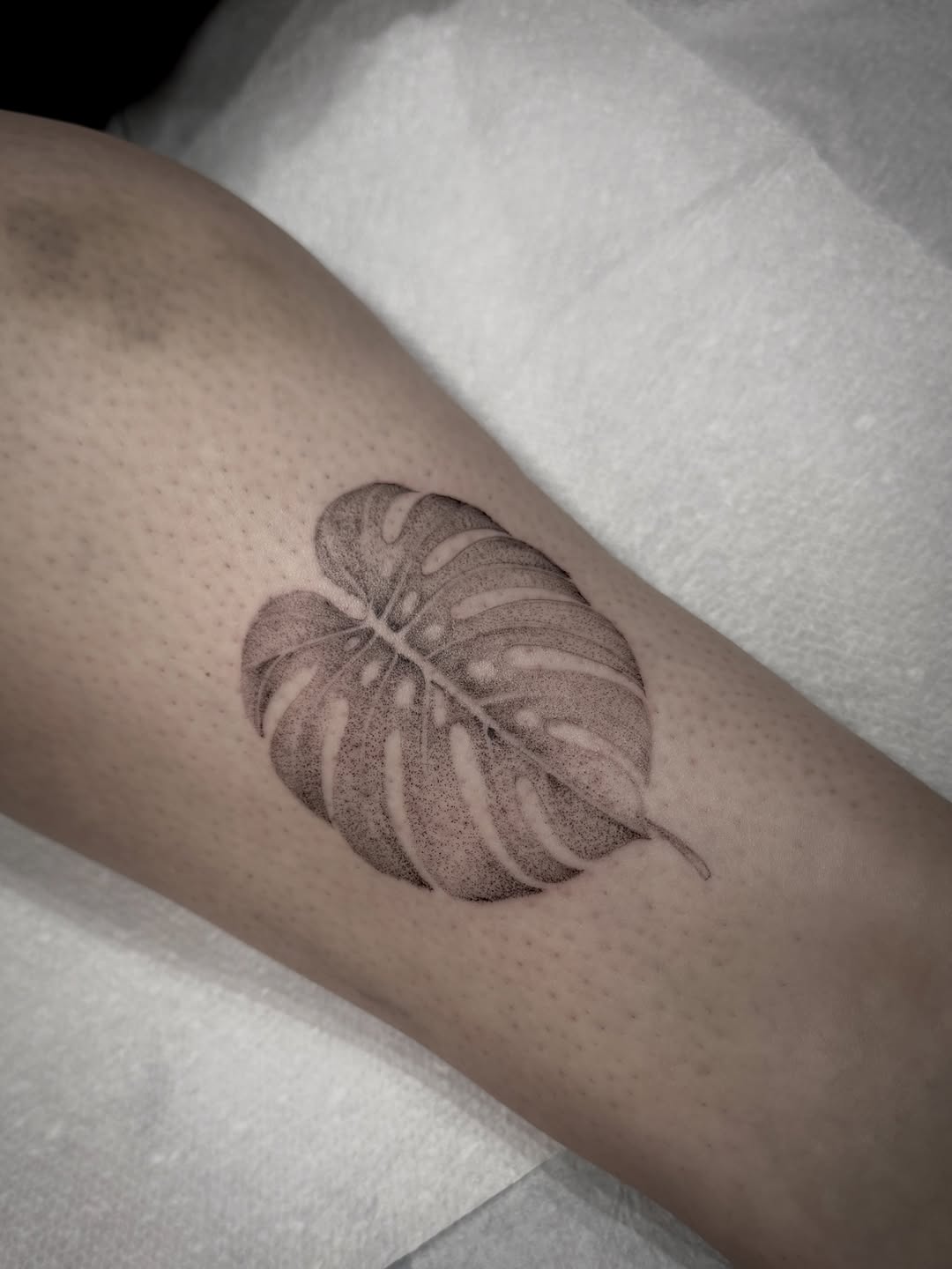 Tattoo by @botanicalbodyart β dotwork