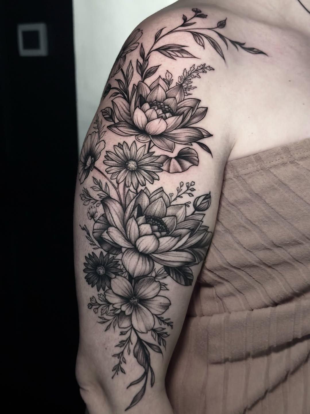 Tattoo by @inkedannarchy — black_and_grey, fine_line