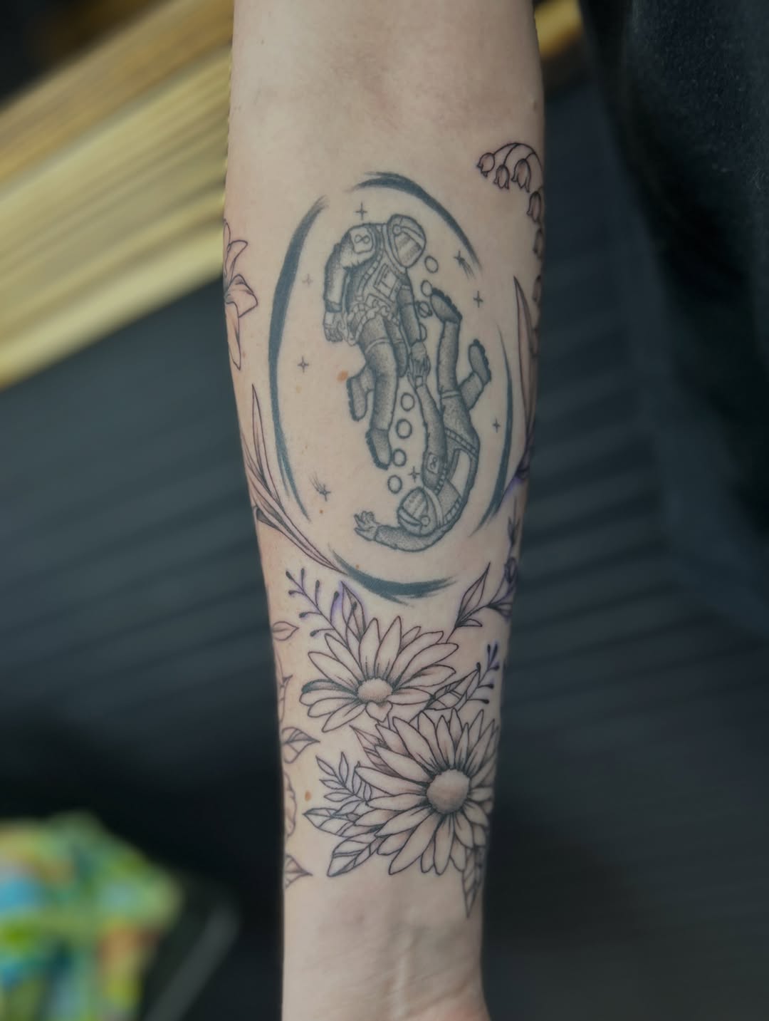 Tattoo by @galacticpasta โ black_and_grey