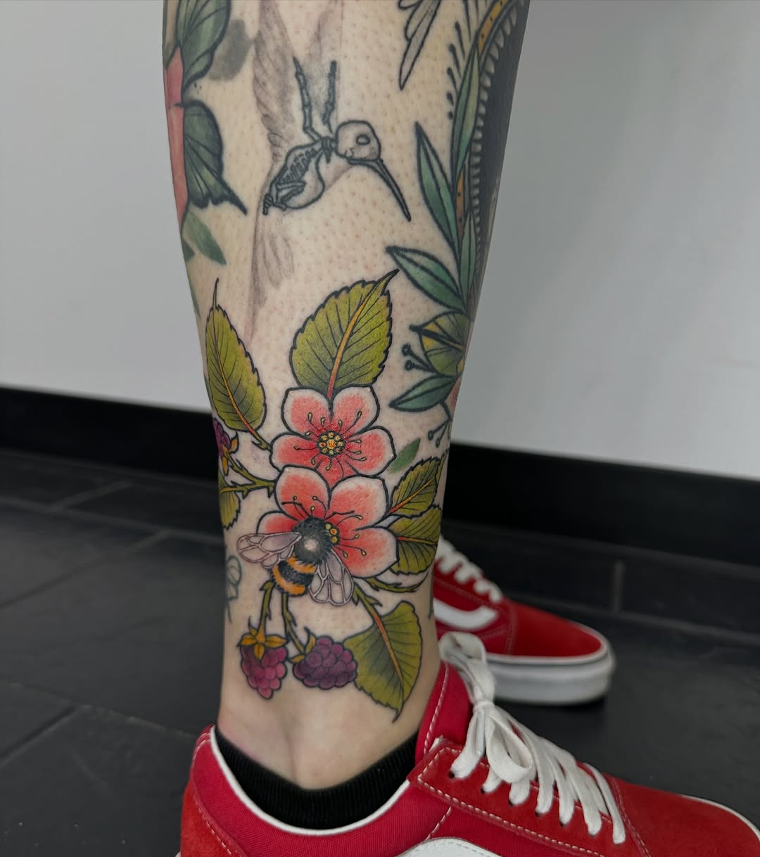 Tattoo by @tattoosbydarci โ american_traditional