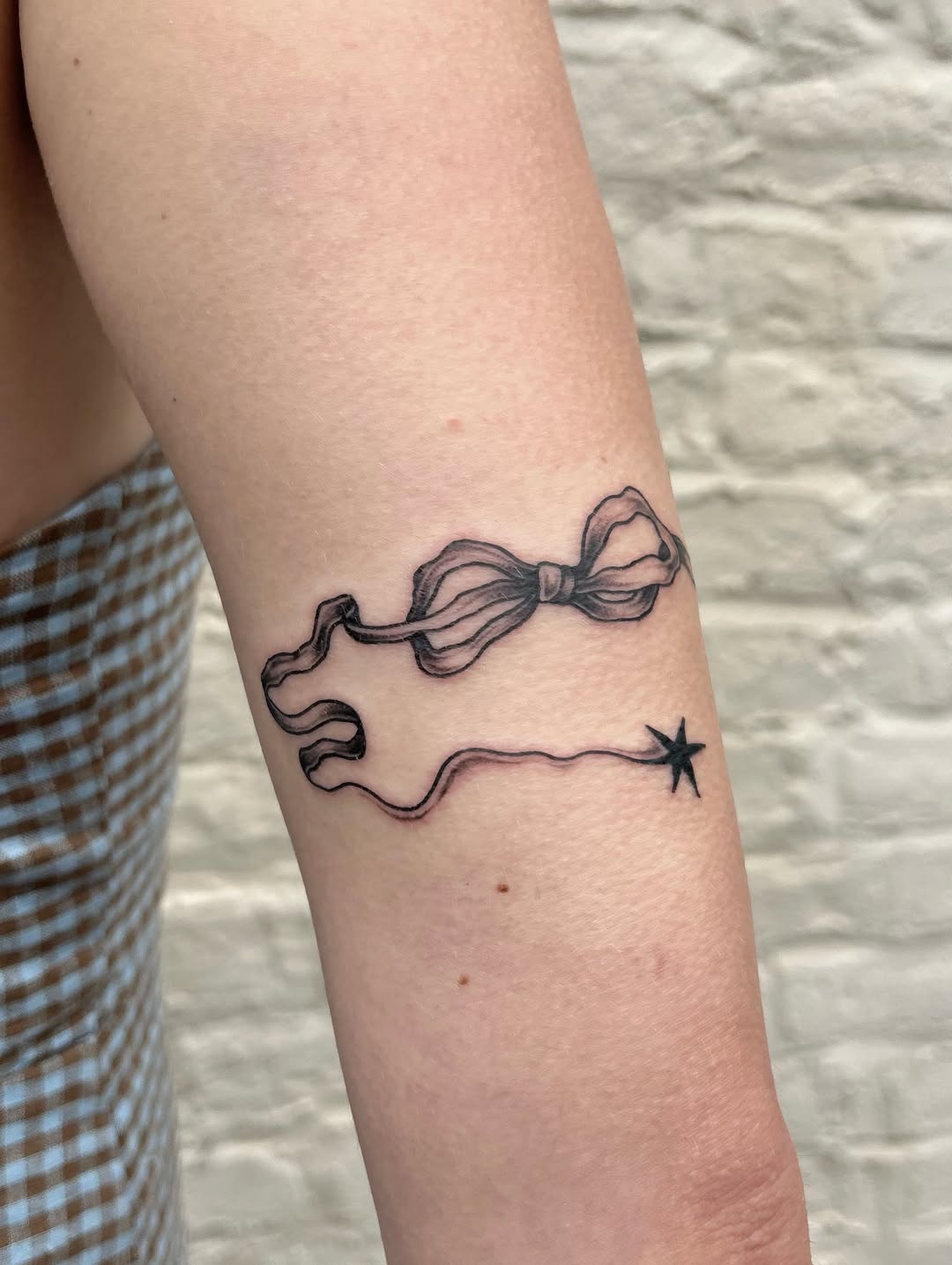 Tattoo by @adieyatty — fine_line, illustrative