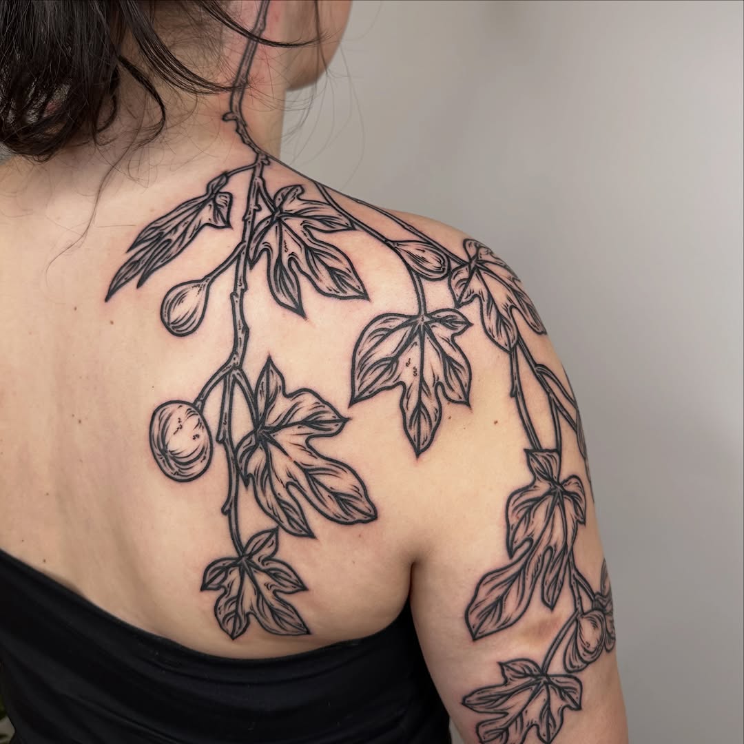 Tattoo by @rosalieocchino — fine_line, illustrative