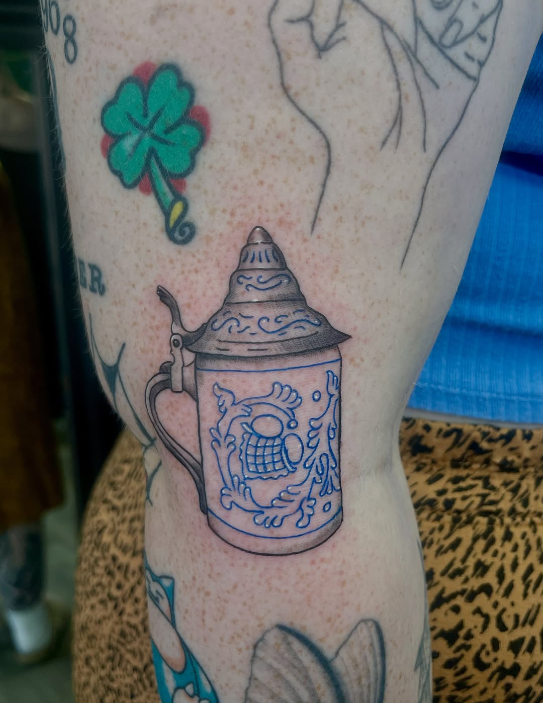 Tattoo by @rachelftattoos — new_school