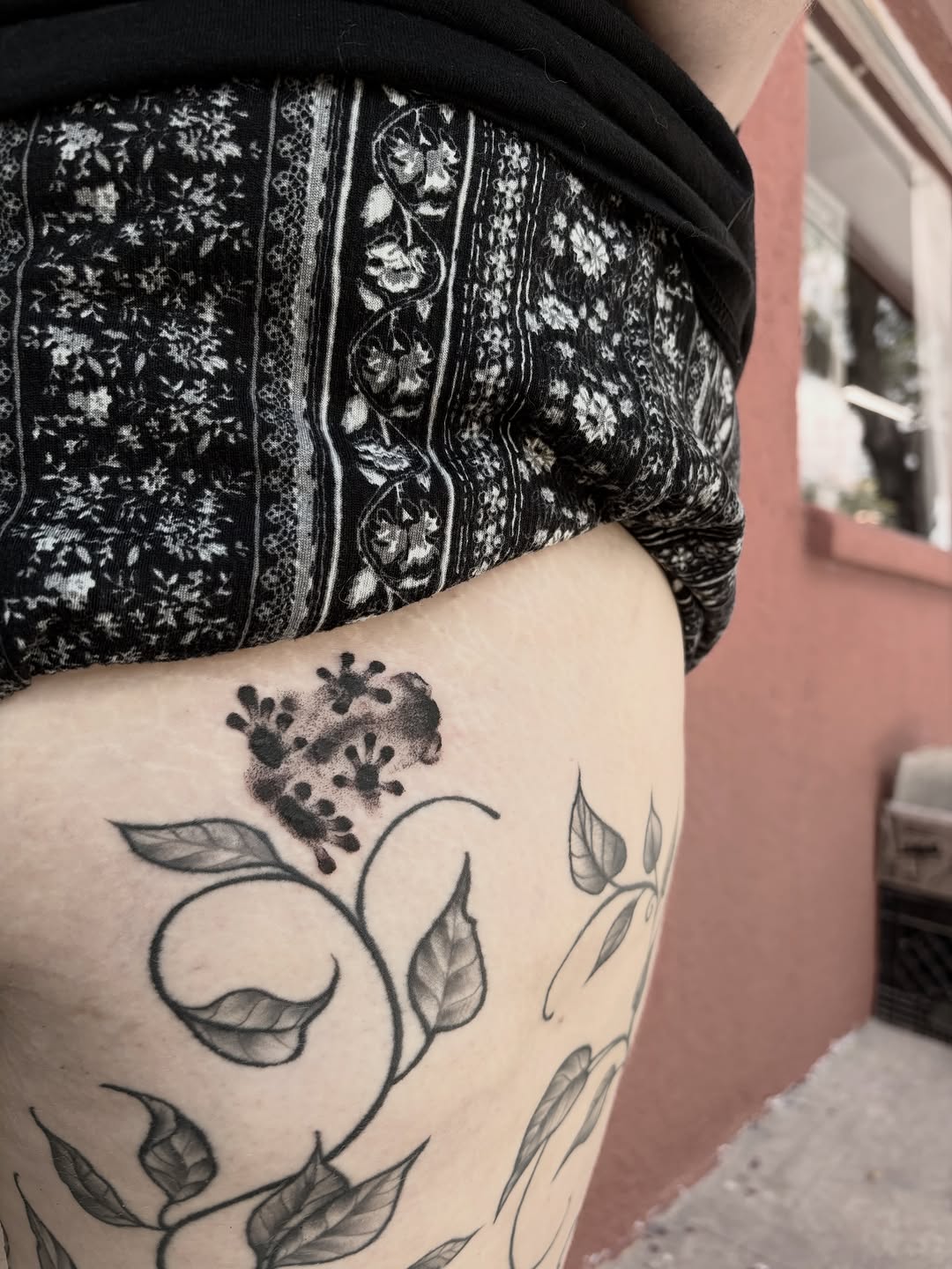 Tattoo by @emi.s.ink — black_and_grey, fine_line
