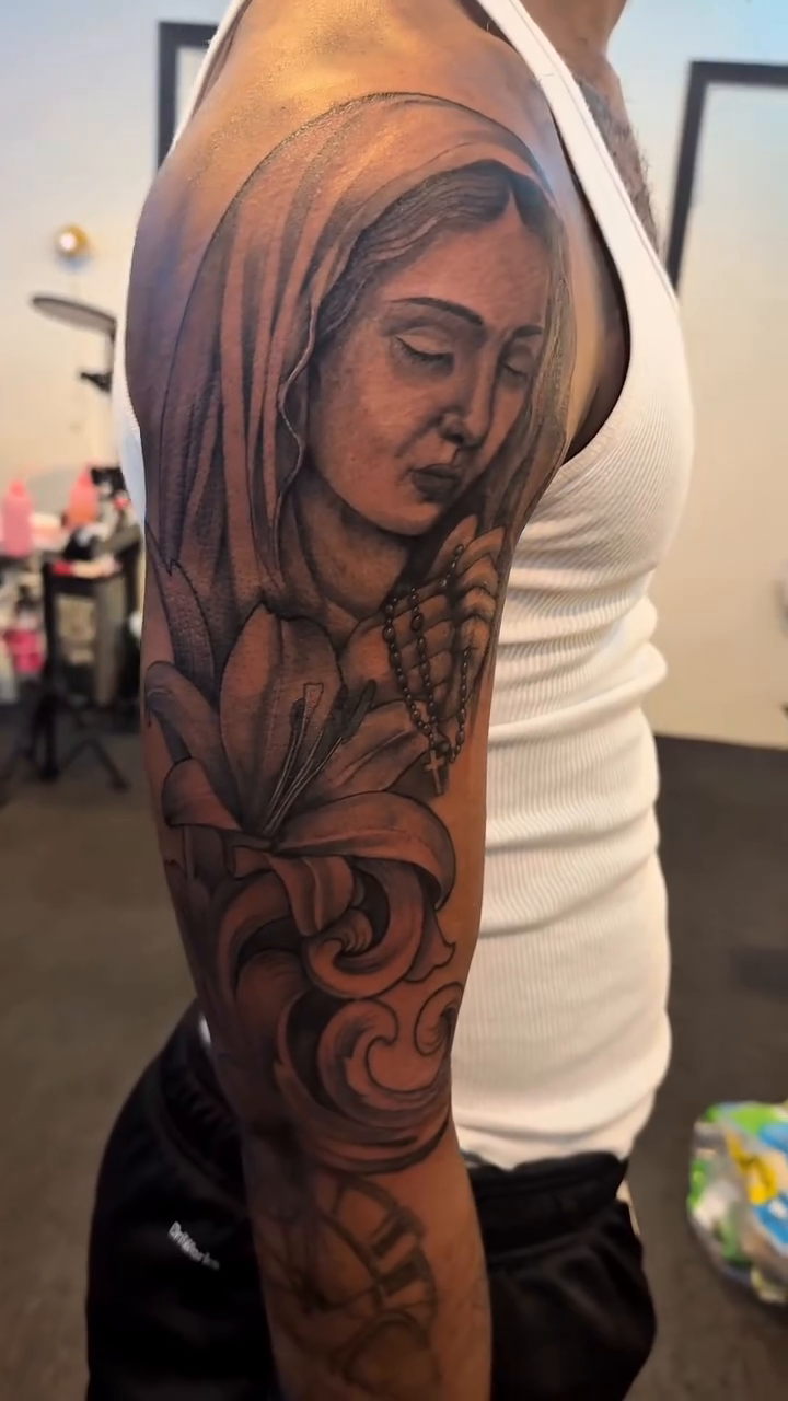 Tattoo by @2realink — black_and_grey, realism