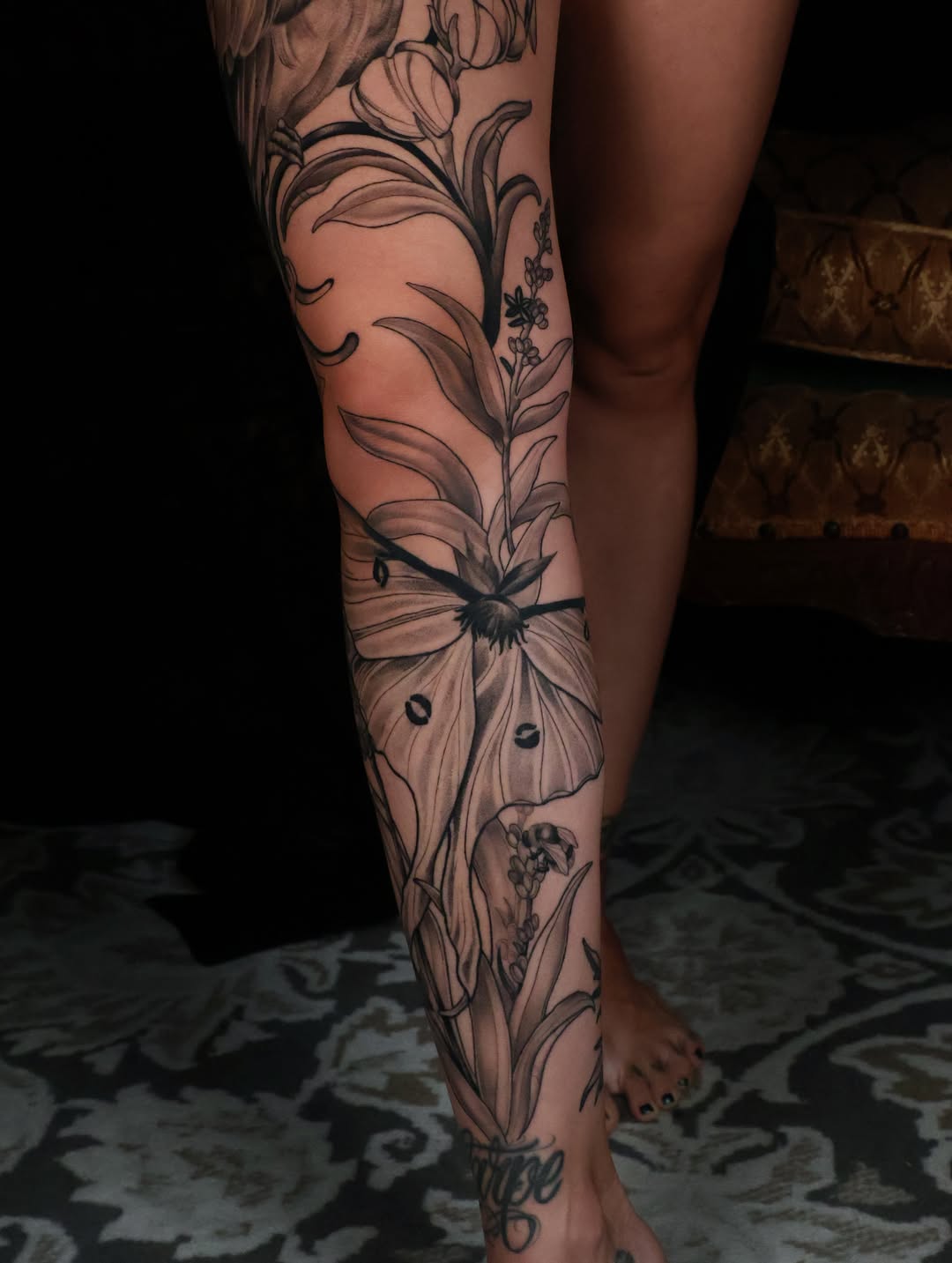 Tattoo by @laurmonftattoos β black_and_grey, realism