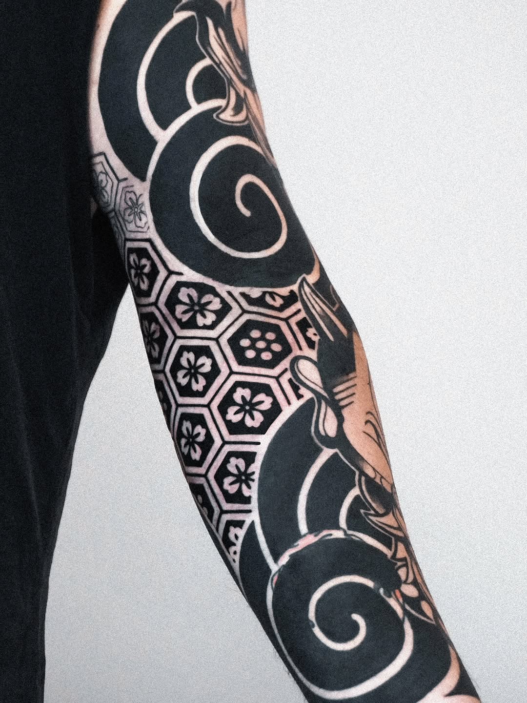 Tattoo by @jermie_jerms โ blackwork, japanese_irezumi