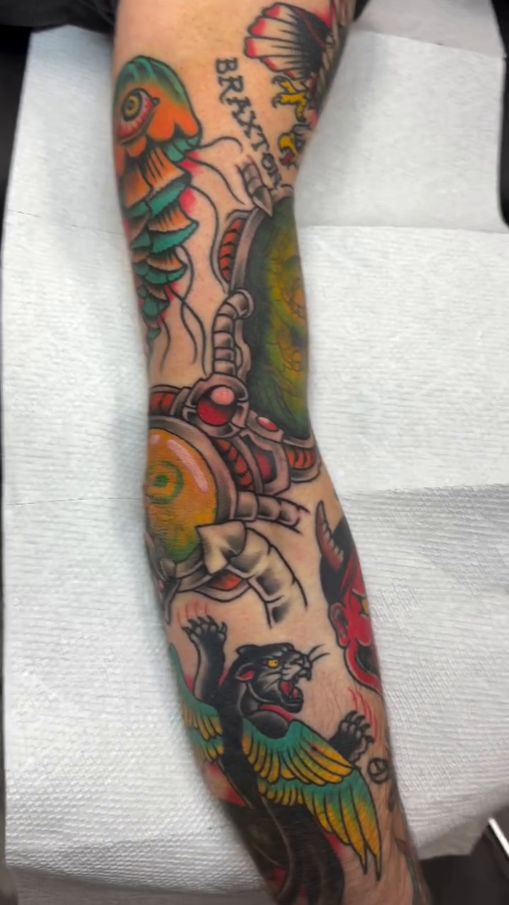 Tattoo by @daveoztattoo — american_traditional, illustrative