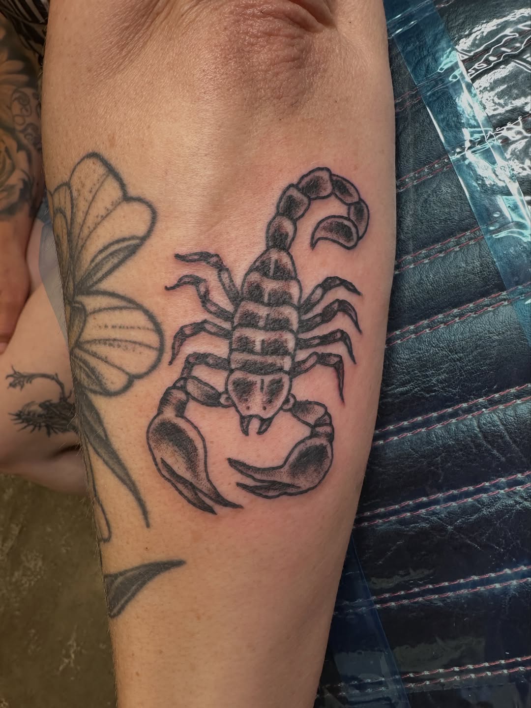 Tattoo by @asmth_ — american_traditional, black_and_grey