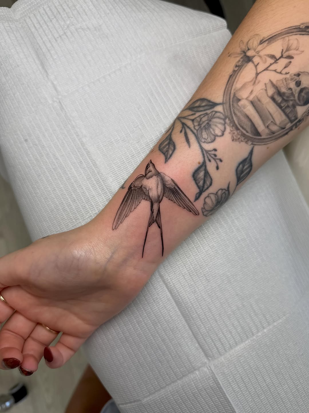 Tattoo by @peachytats.atl โ black_and_grey, realism