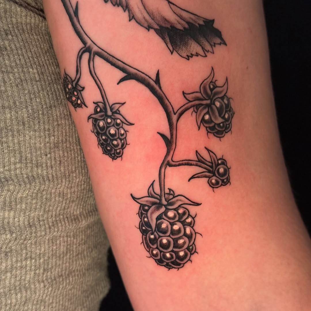 Tattoo by @patternfreak — black_and_grey